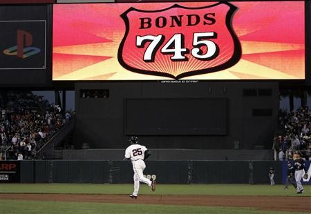 SF Giants Ask Barry Bonds To Join Celebrations