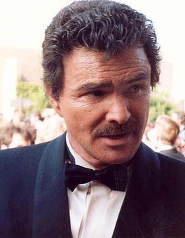 Burt Reynolds Enters Drug Rehab for Prescription Pill Addiction